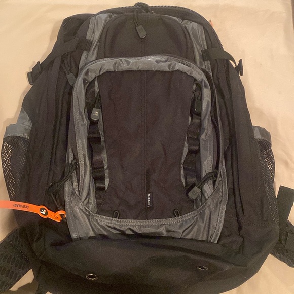 5.11 Covert 18 Backpack NWT - Picture 4 of 16